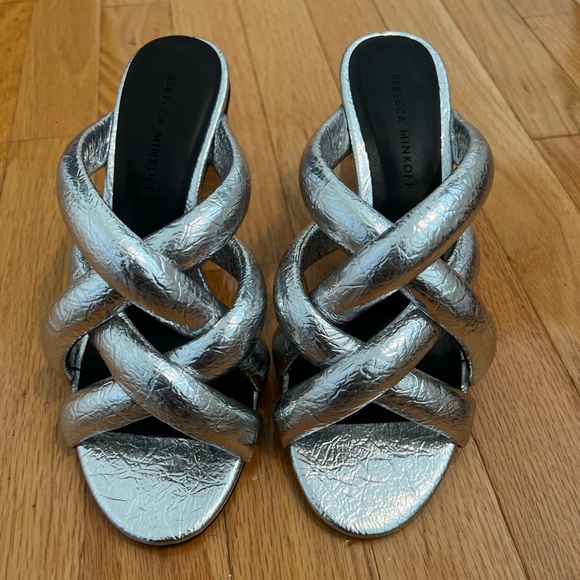 REBECCA MINKOFF SILVER PUFF SANDALS IN SIZE 7 - Picture 8 of 8